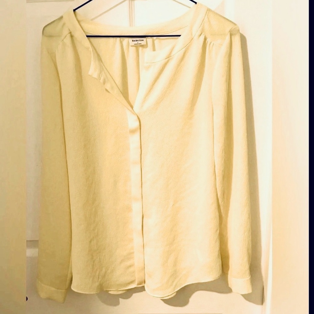 Aritzia BABATON bergen blouse butter yellow airy office street party buttons S